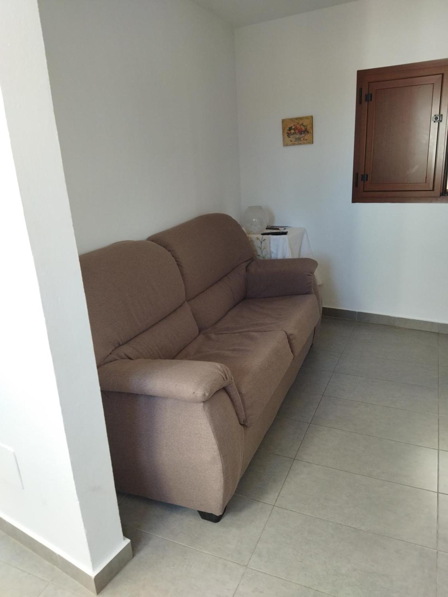 El Fraile Villa Tejeda  Bilik gambar